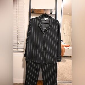 H & M Black and White Striped set